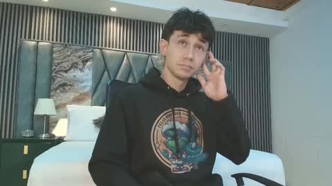 Michael online show from January 2026 12:00:01 PM