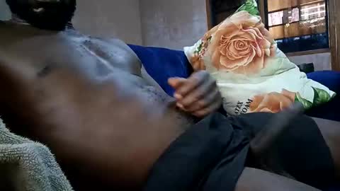 michael907410 online show from December 2025 12:54:01 PM