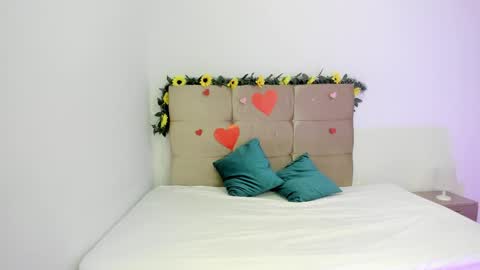 Micky and Sharon online show from February 2025 02:09:02 AM