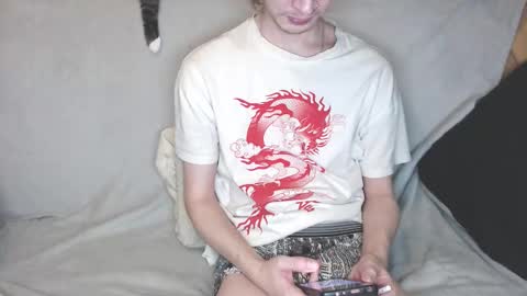 Michael online show from November 2025 07:03:03 PM