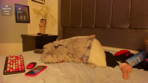 michael_lopez_1 online show from September 2025 07:08:02 AM