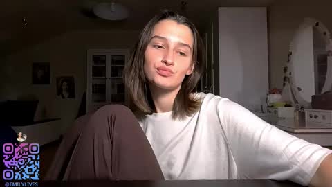 Emily online show from November 2025 02:30:01 PM