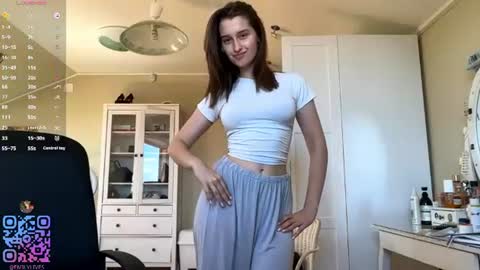 Emily online show from July 2026 07:26:01 AM