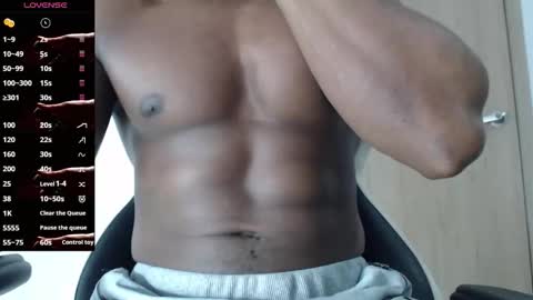 michael_thomsom online show from October 2025 06:06:01 PM