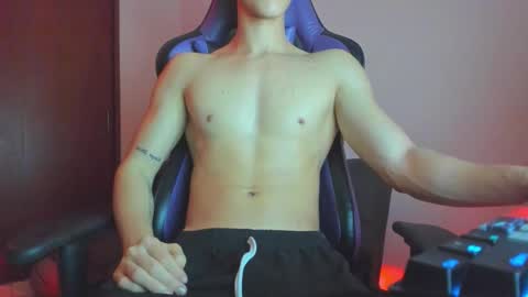 Michael online show from December 2025 09:30:01 PM