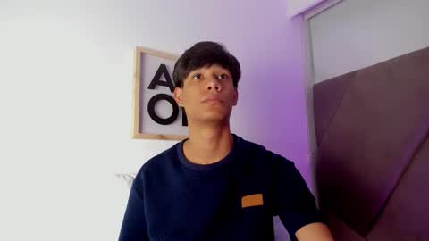 michael_vidal online show from October 2025 07:48:02 PM