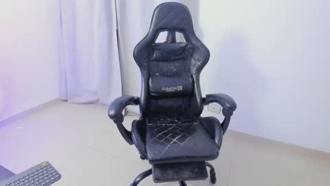 Mike online show from November 2025 12:31:02 AM