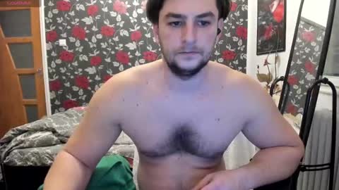 michaelragnar90 online show from January 2025 01:35:01 PM