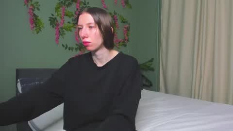 michele_mack online show from December 2025 02:19:02 AM