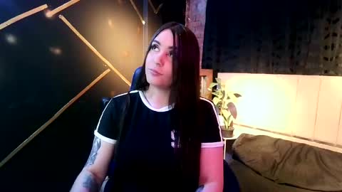 Snapshot of michell_h chatting on May 2026 05:35:01 AM Nani online show from May 2026 05:35:01 AM