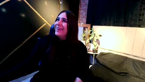 Snapshot of michell_h chatting on May 2026 04:51:01 AM Nani online show from May 2026 04:51:01 AM