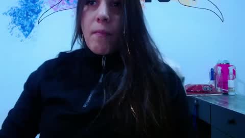 Snapshot of michell_h chatting on May 2026 01:32:02 AM Nani online show from May 2026 01:32:02 AM