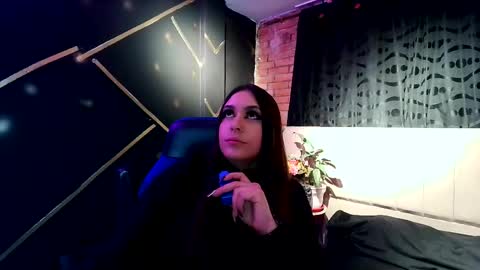 Snapshot of michell_h chatting on June 2026 05:47:01 AM Nani online show from June 2026 05:47:01 AM