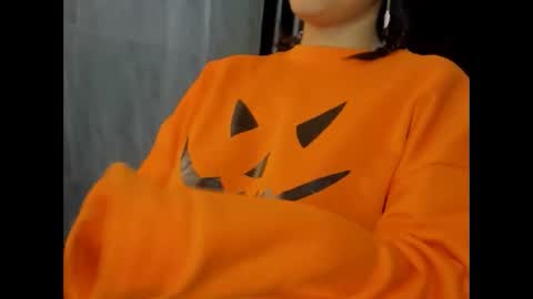 michell_rs online show from January 2025 12:36:02 AM