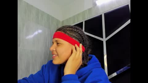 michell_rs online show from February 2025 09:50:02 AM