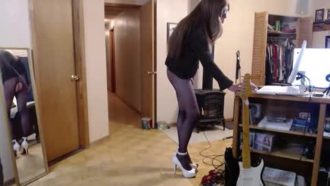 Snapshot of michelle209 chatting on May 2026 10:22:01 AM Michelle online show from May 2026 10:22:01 AM
