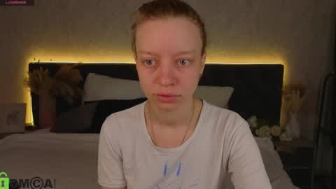 michelle_blond online show from April 2026 01:07:01 AM