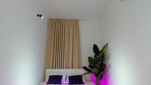 Dilana online show from March 2025 12:15:02 PM