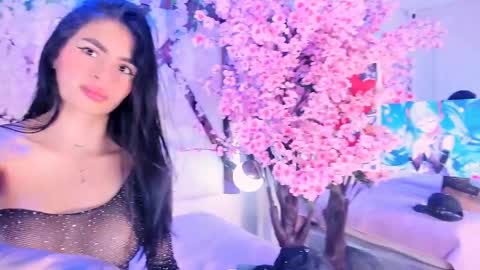 Michelle  online show from April 2026 08:44:01 PM