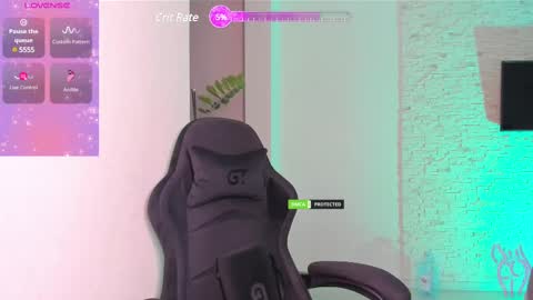 Snapshot of michelliibeautiful chatting on February 2025 07:49:01 PM Michellee online show from February 2025 07:49:01 PM