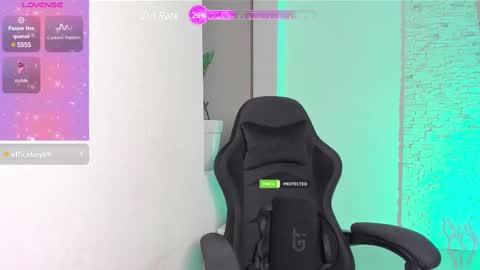 Snapshot of michelliibeautiful chatting on February 2025 11:15:02 PM Michellee online show from February 2025 11:15:02 PM