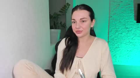 Michellee online show from January 2026 02:43:02 PM