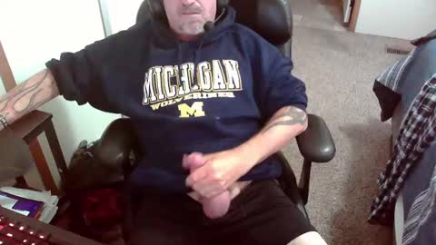 TattedInDetroit online show from October 2025 05:04:02 PM