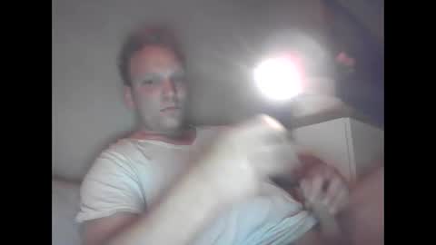 mickkxl online show from June 2026 11:10:01 PM