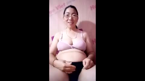 Miky online show from June 2026 07:14:01 PM
