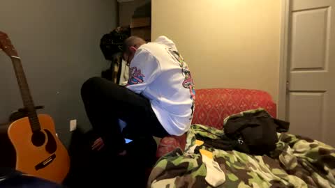 mickymu online show from February 2025 11:48:02 PM