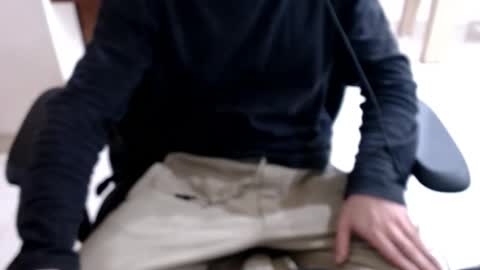 microfama00 online show from January 2026 03:01:02 AM