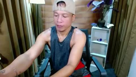 Snapshot of midnight_cum021725 chatting on May 2026 09:09:02 PM Dave online show from May 2026 09:09:02 PM