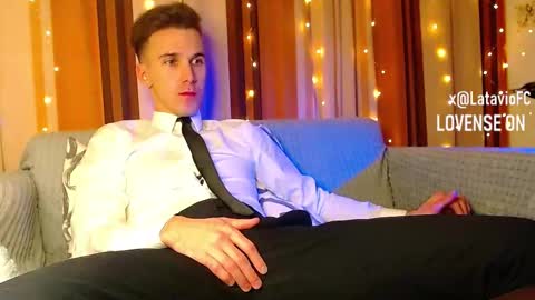 Snapshot of midnighter__ chatting on December 2025 10:03:01 PM Alexey or just Alex online show from December 2025 10:03:01 PM