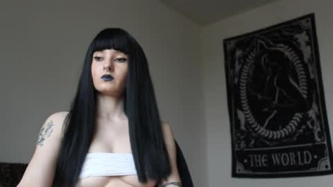 midnightsiren online show from May 2026 04:34:01 PM