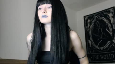 midnightsiren online show from May 2026 08:37:01 PM
