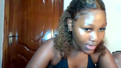 Snapshot of midnightt_tease chatting on September 2025 03:06:02 AM midnightt_tease online show from September 2025 03:06:02 AM