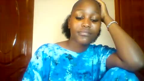 Snapshot of midnightt_tease chatting on September 2025 07:13:02 AM midnightt_tease online show from September 2025 07:13:02 AM