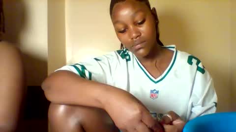 Snapshot of midnightt_tease chatting on October 2025 08:10:01 AM midnightt_tease online show from October 2025 08:10:01 AM