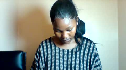 Snapshot of midnightt_tease chatting on October 2025 07:49:01 AM midnightt_tease online show from October 2025 07:49:01 AM