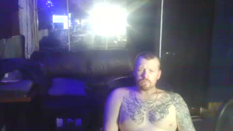 Snapshot of midtownhustler chatting on October 2025 10:04:01 AM midtownhustler online show from October 2025 10:04:01 AM