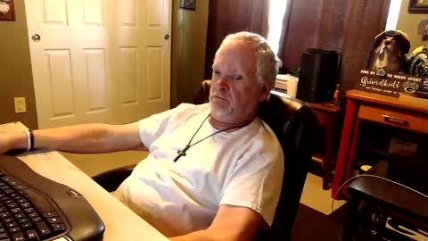 midwestdad09 online show from October 2025 06:52:01 PM