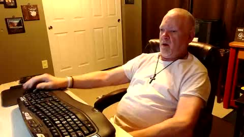 midwestdad09 online show from October 2025 07:25:01 AM