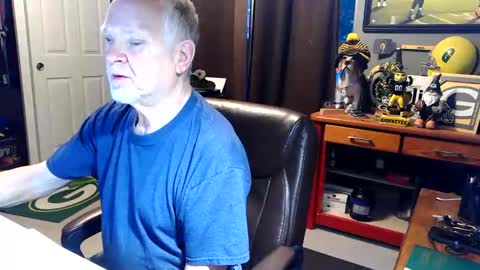 midwestdad09 online show from May 2026 10:22:02 AM