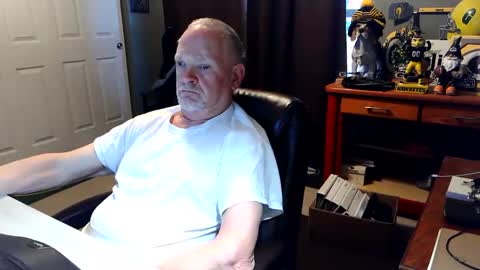 midwestdad09 online show from June 2026 10:52:01 AM