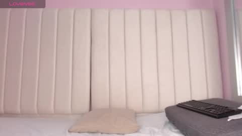 miel online show from November 2025 12:05:02 PM