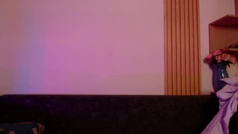 miel online show from April 2026 12:10:01 PM