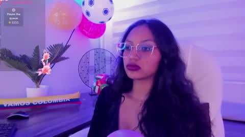 Snapshot of miel_ambar chatting on July 2026 09:54:02 PM miel_ambar online show from July 2026 09:54:02 PM