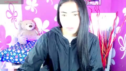 Snapshot of miela_doll chatting on July 2026 11:16:02 AM Nicole online show from July 2026 11:16:02 AM