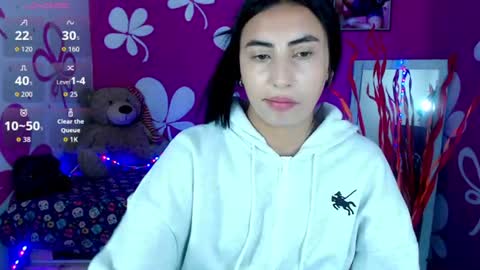Snapshot of miela_doll chatting on July 2026 11:27:02 AM Nicole online show from July 2026 11:27:02 AM