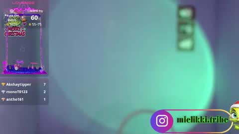 mielikki01 online show from December 2024 01:47:01 AM